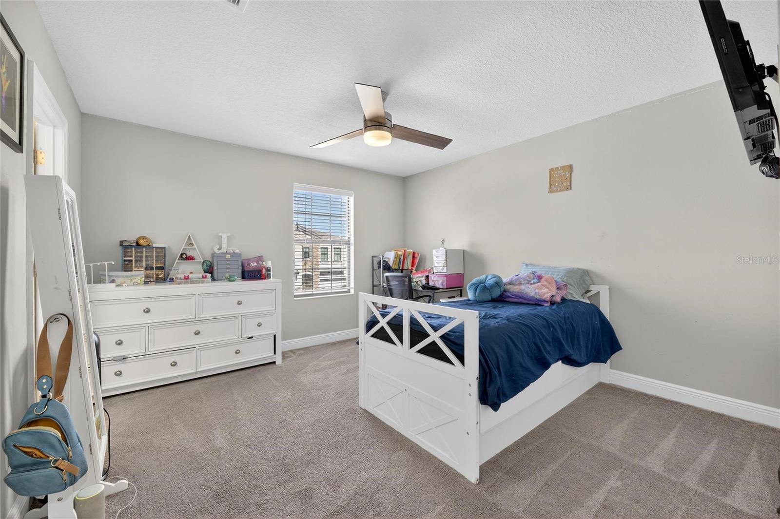 B & D HAWKSTONE PH 1 - Residential