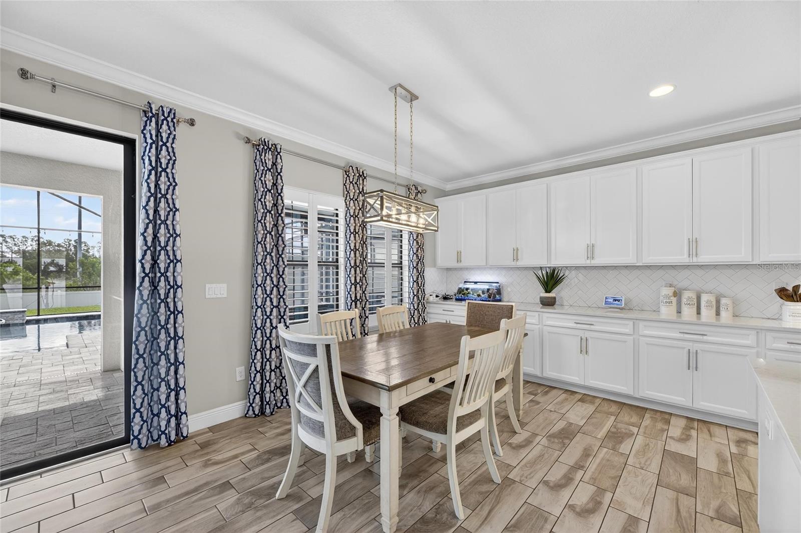 B & D HAWKSTONE PH 1 - Residential