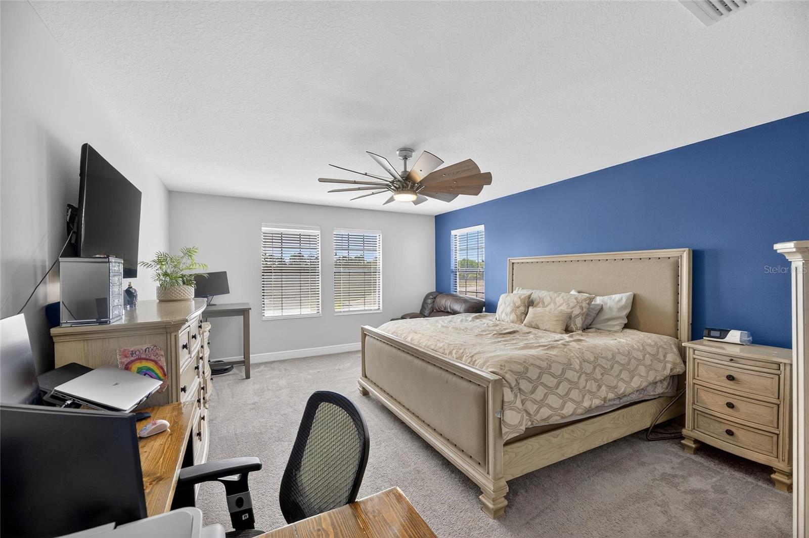 B & D HAWKSTONE PH 1 - Residential