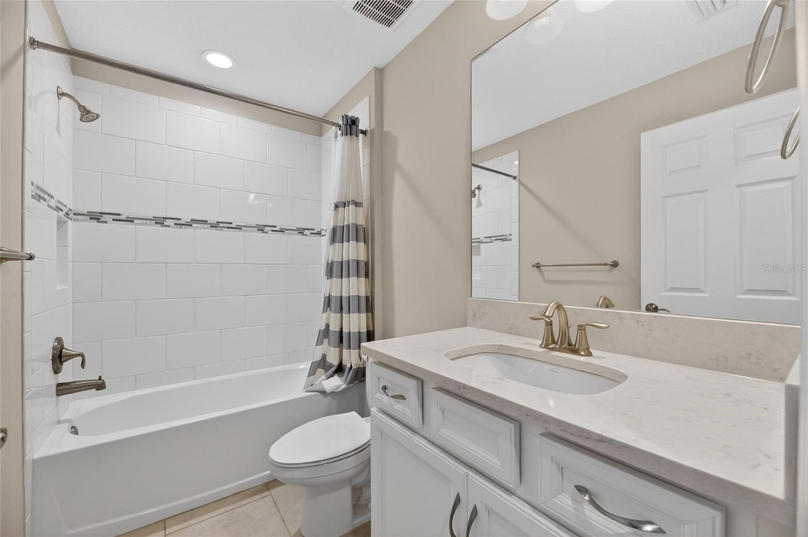 B & D HAWKSTONE PH 1 - Residential