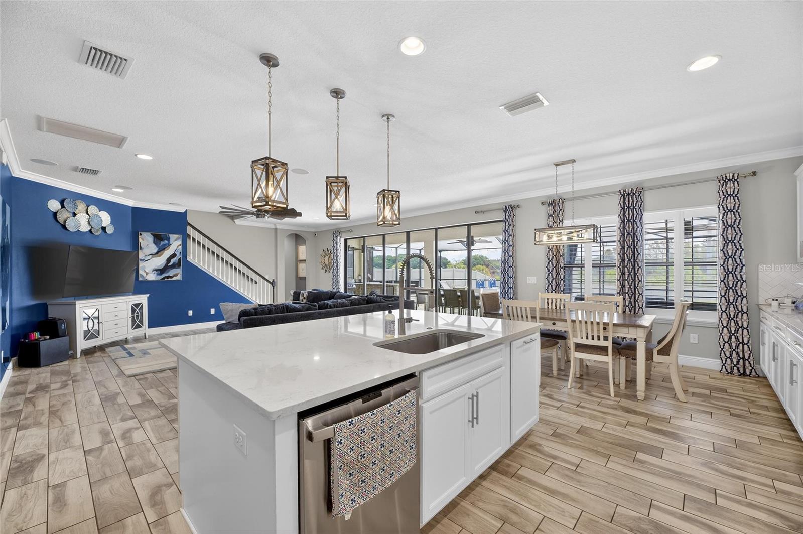 B & D HAWKSTONE PH 1 - Residential