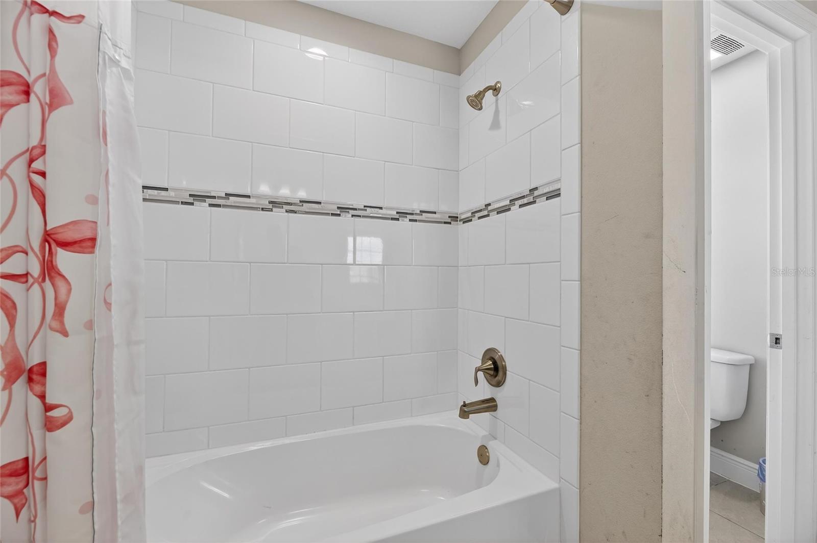 B & D HAWKSTONE PH 1 - Residential