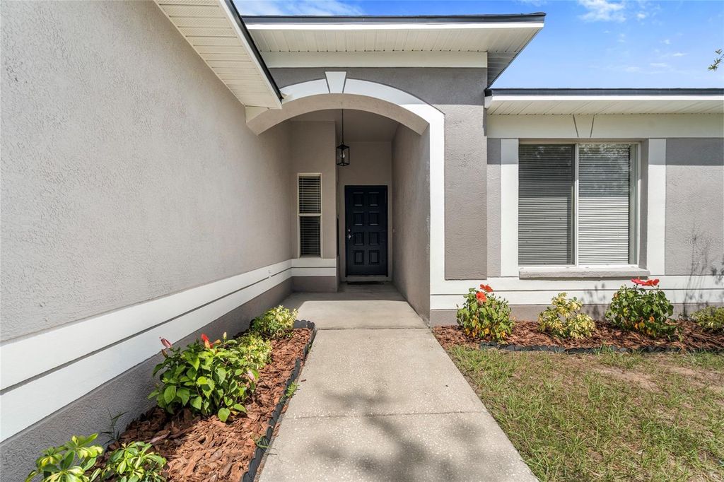 Photo of 3116 Summer House Drive, Valrico, FL 33594 (MLS # TB8434900)