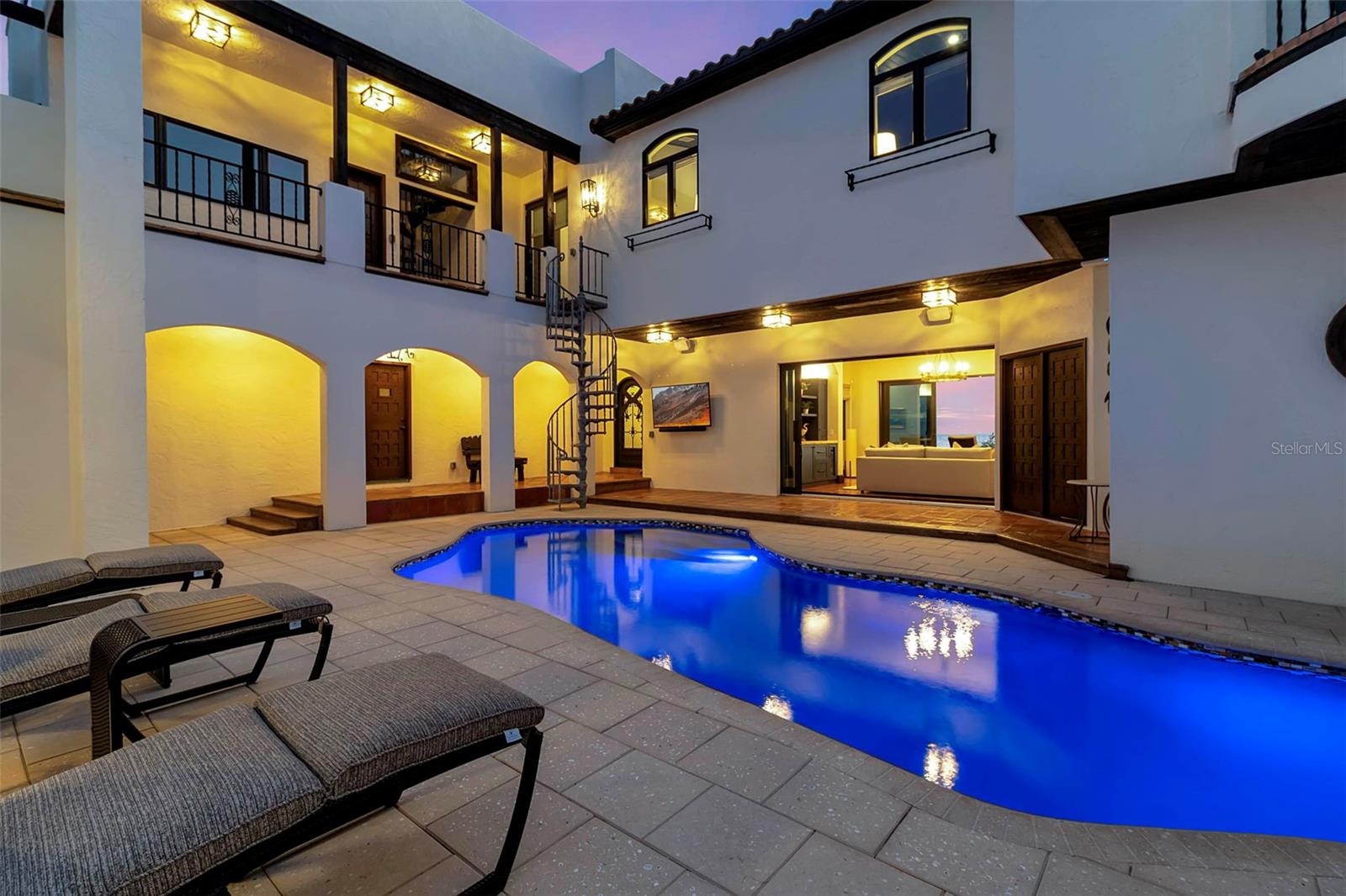 CASEY KEY - Residential