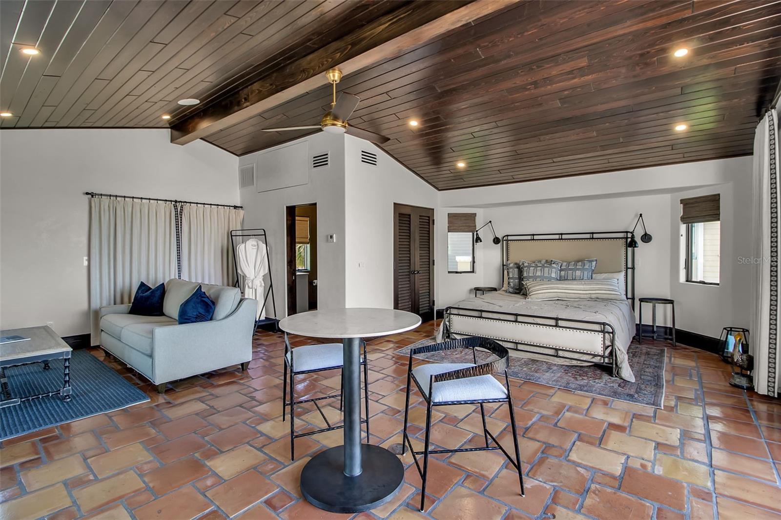CASEY KEY - Residential