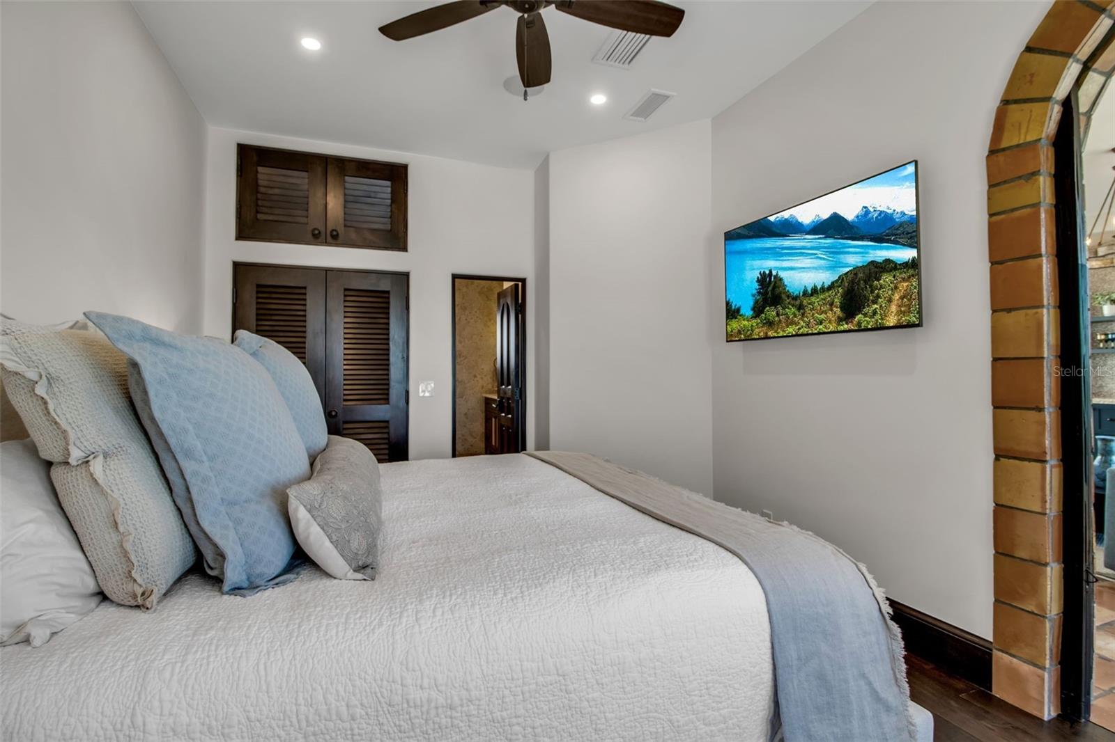 CASEY KEY - Residential