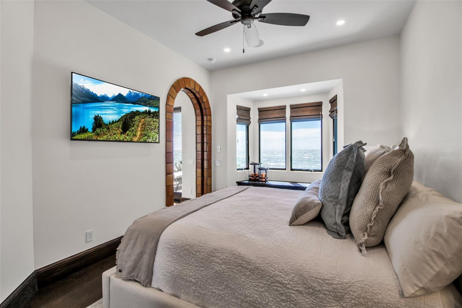 CASEY KEY - Residential