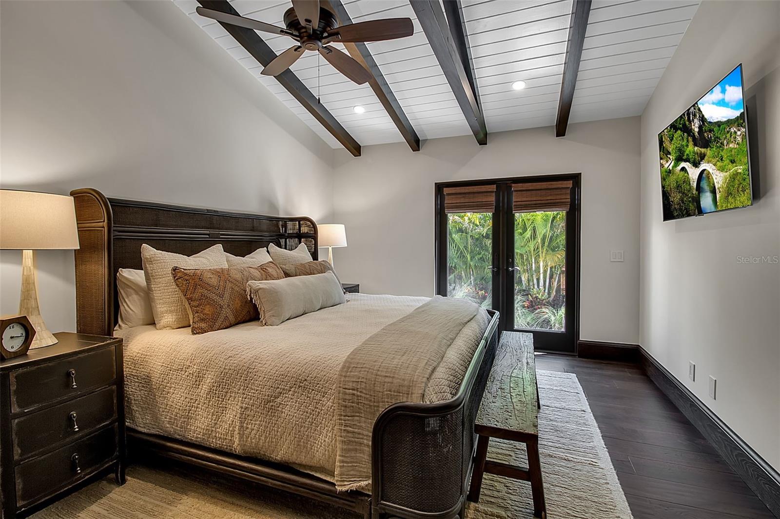 CASEY KEY - Residential
