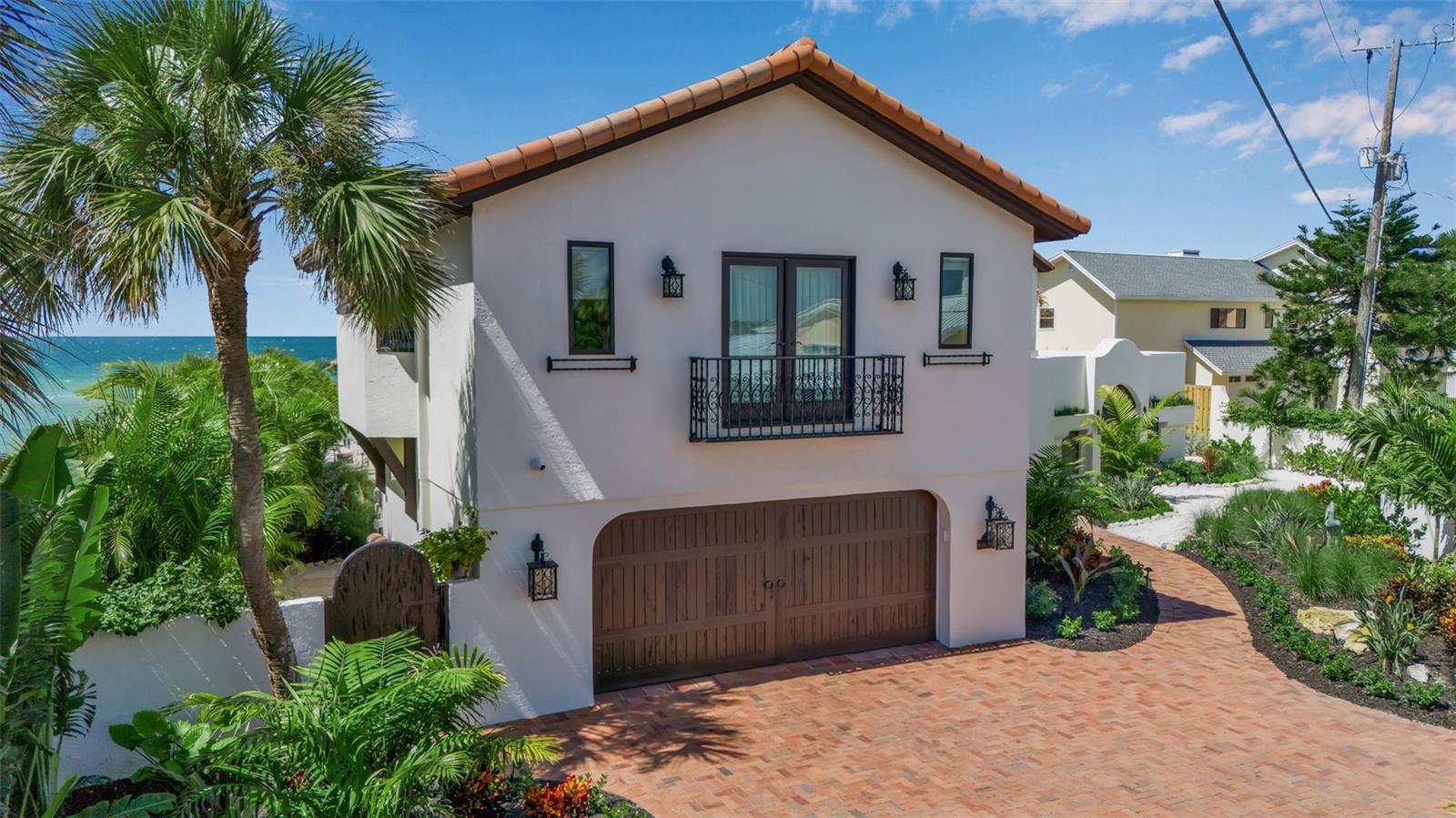 CASEY KEY - Residential