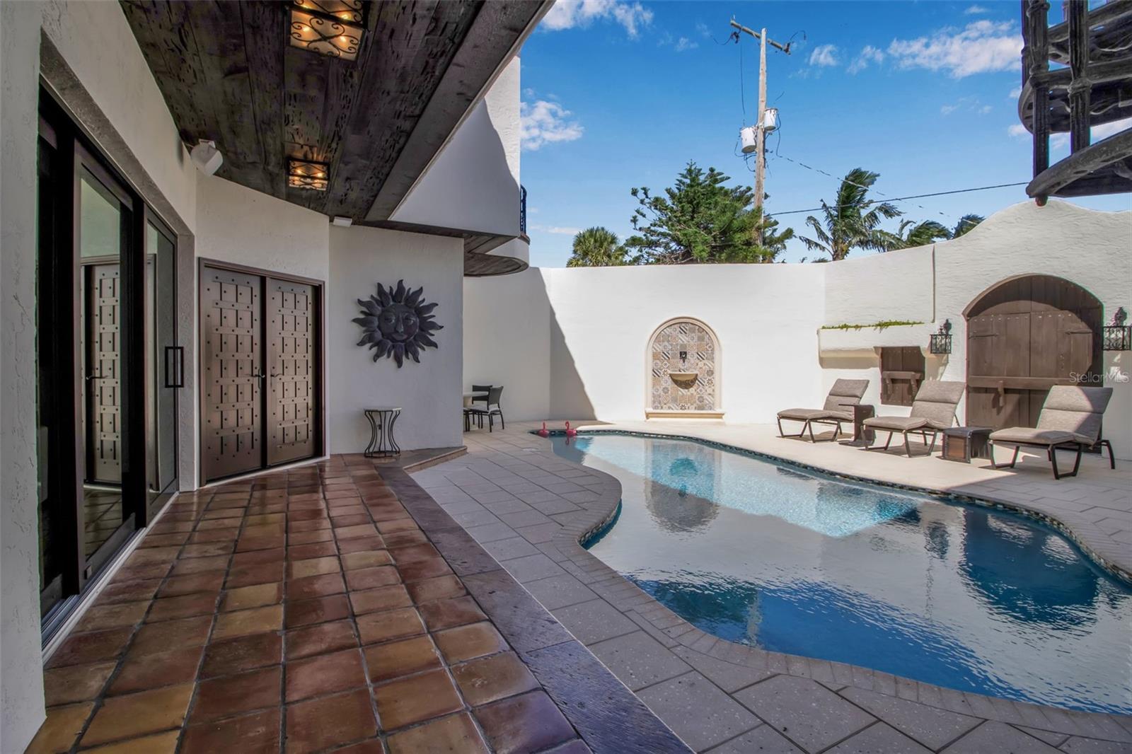 CASEY KEY - Residential