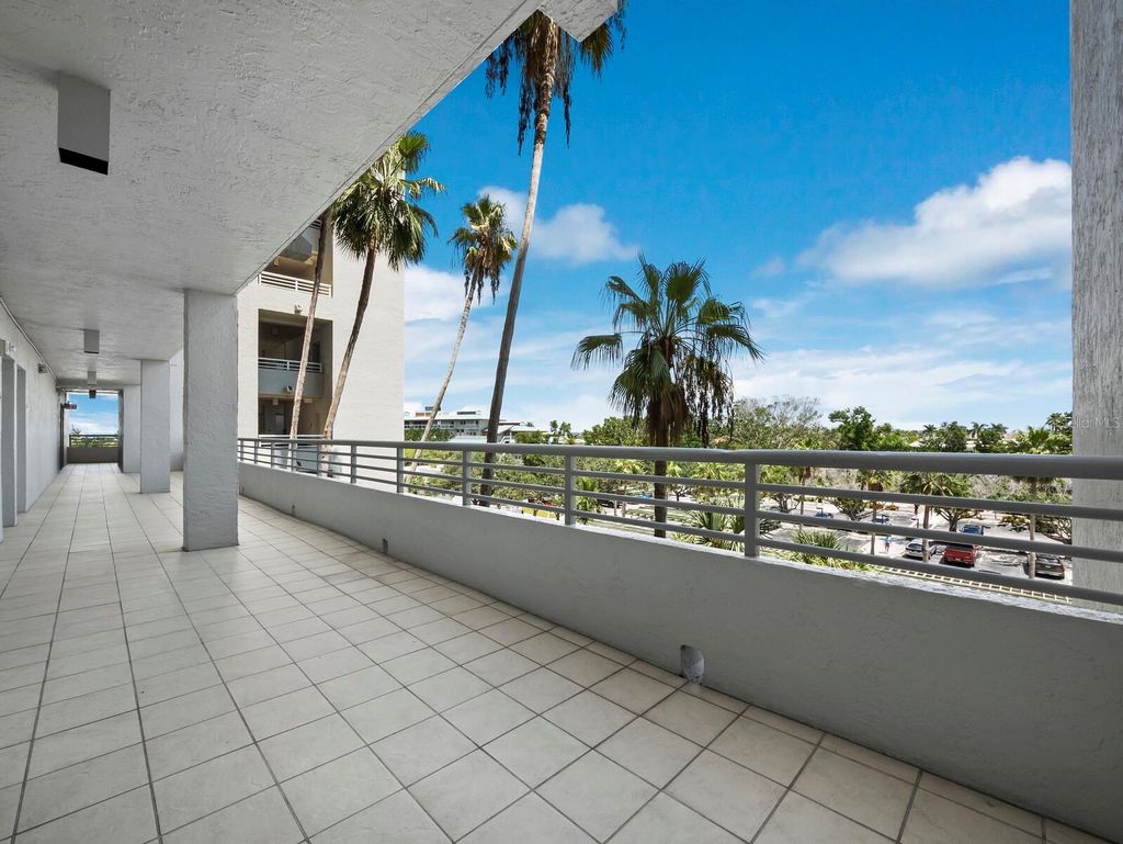 Photo of 210 Sands Point Road #2405, Longboat Key, FL 34228 (MLS # A4664039)