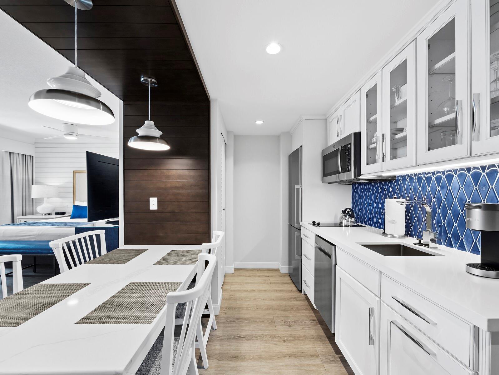 INN ON THE BEACH PH I - Residential