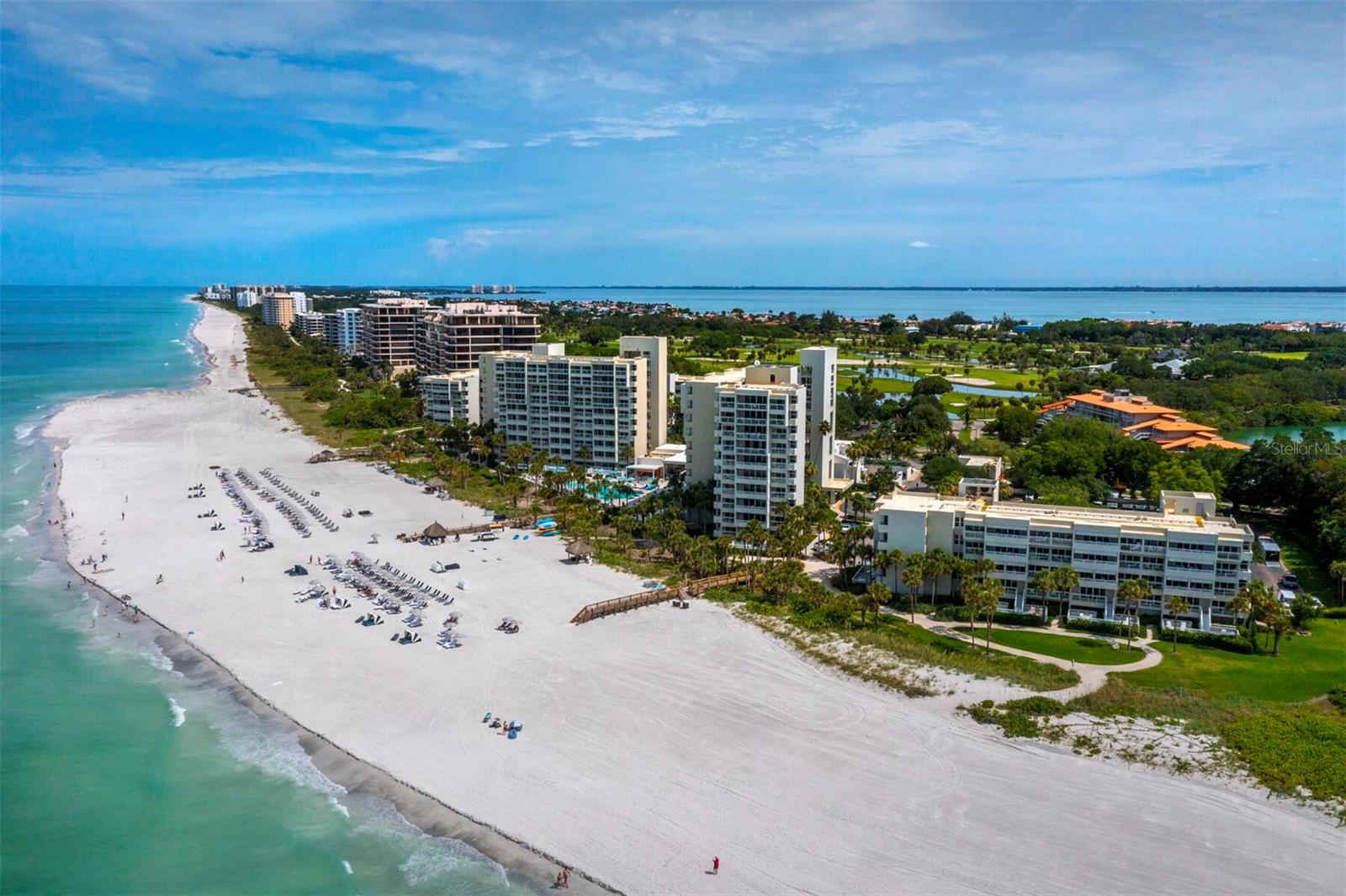 INN ON THE BEACH PH I - Residential