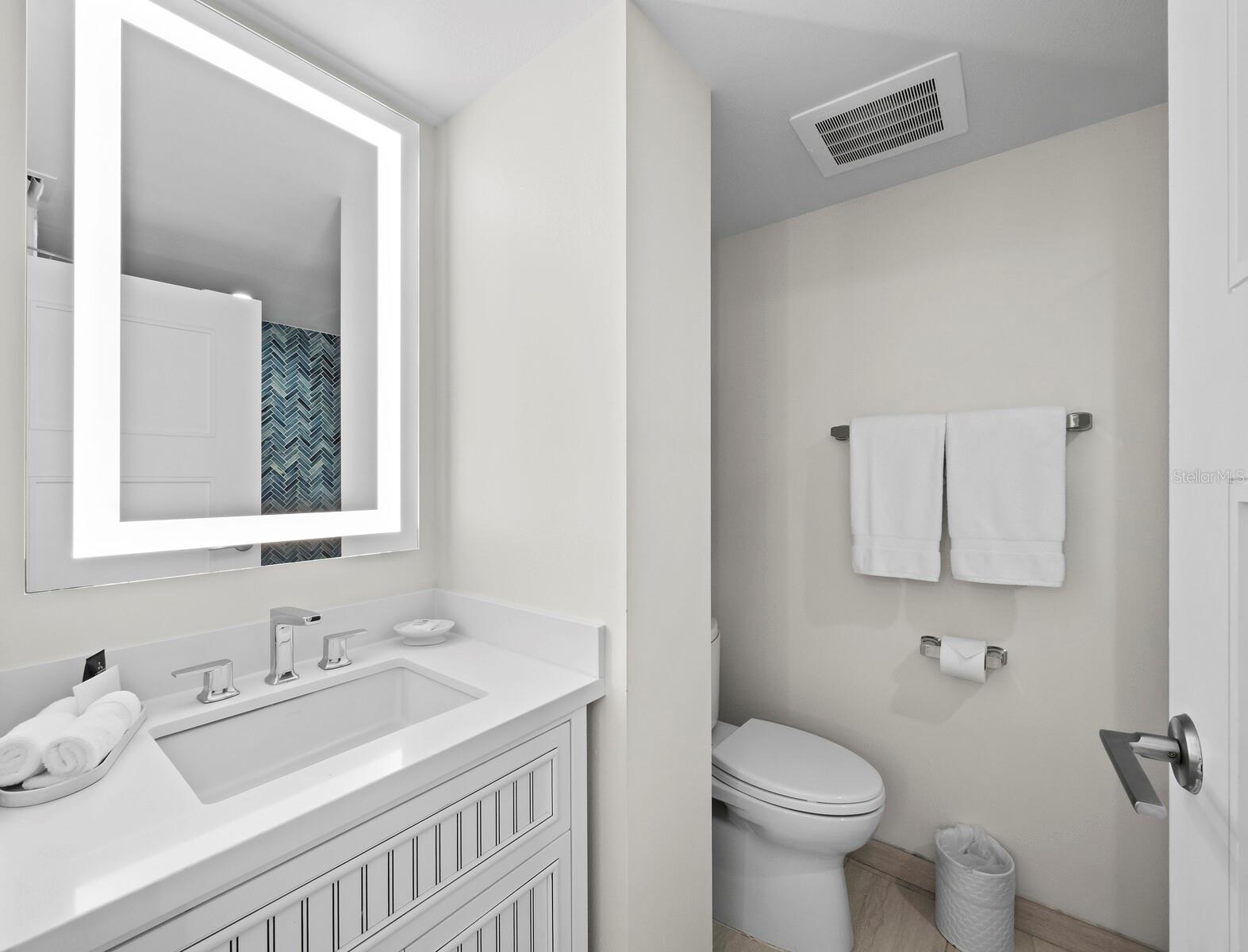 INN ON THE BEACH PH I - Residential