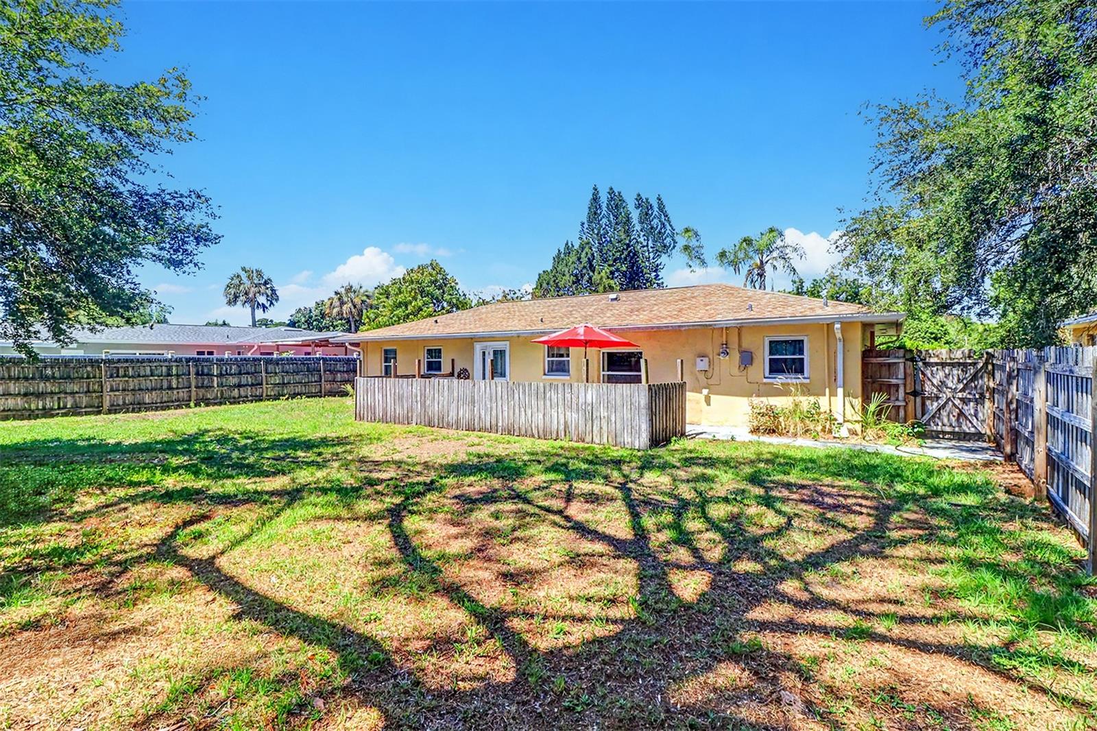 SKY CREST UNIT 7 - Residential Lease