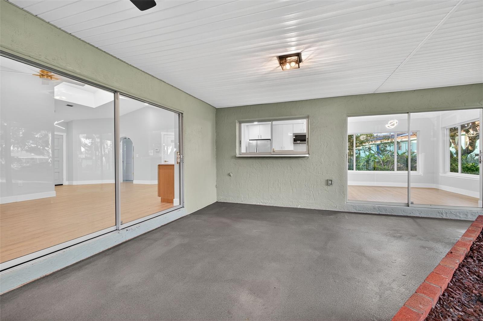 GULF HARBORS WOODLANDS - Residential