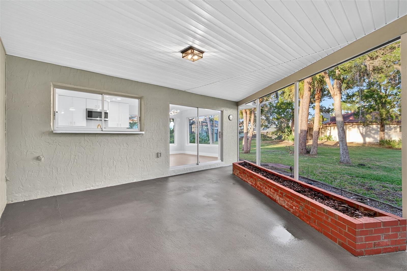 GULF HARBORS WOODLANDS - Residential