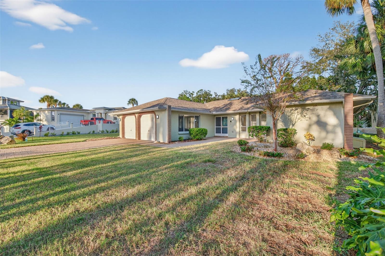 GULF HARBORS WOODLANDS - Residential