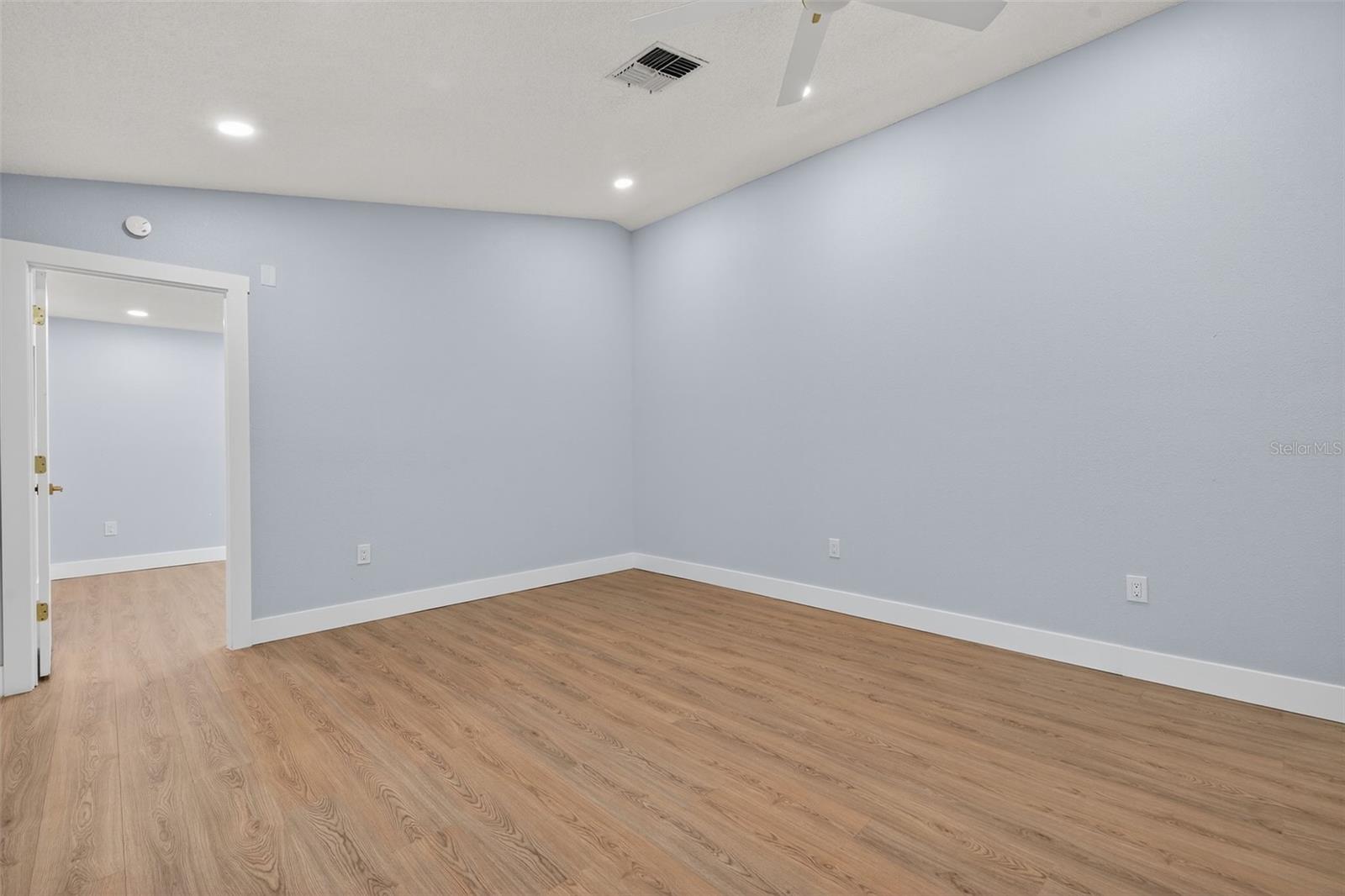 GULF HARBORS WOODLANDS - Residential