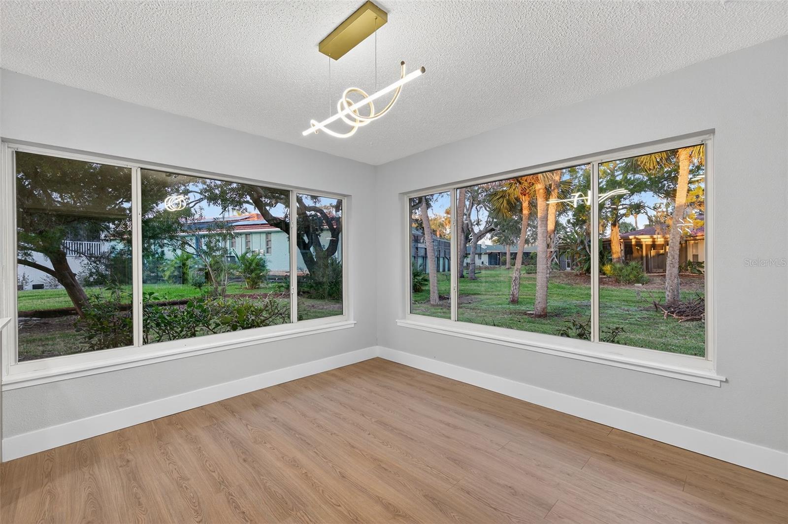 GULF HARBORS WOODLANDS - Residential