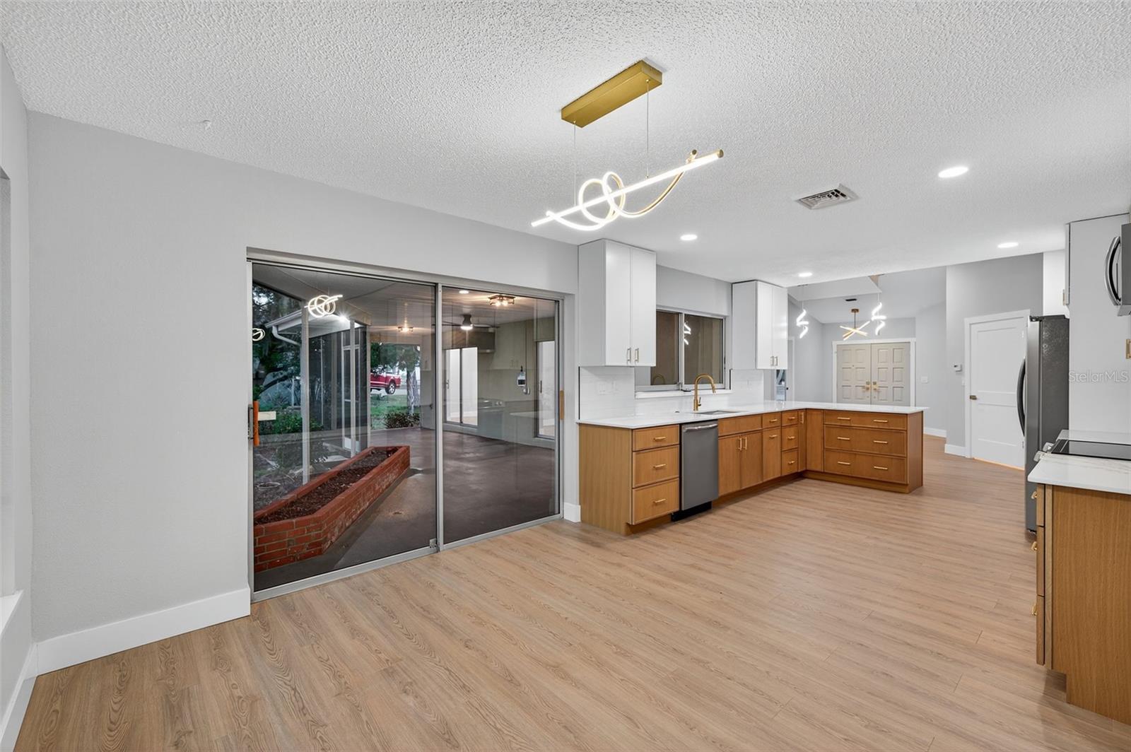 GULF HARBORS WOODLANDS - Residential