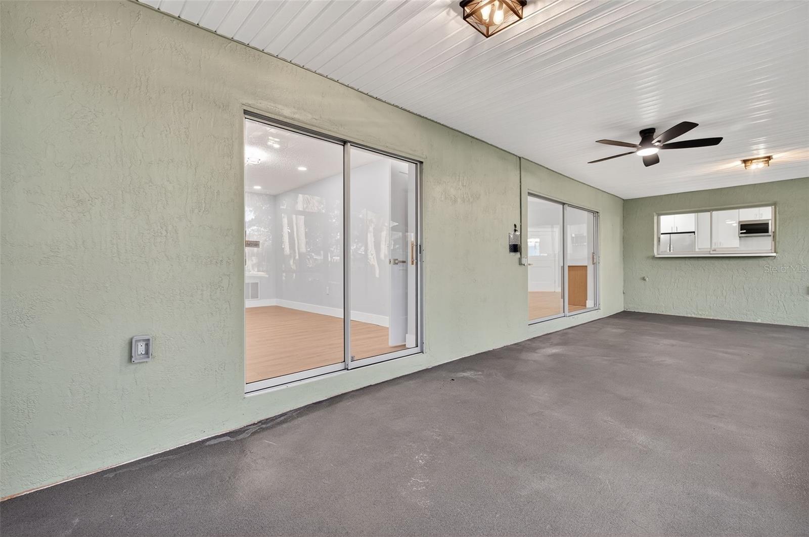 GULF HARBORS WOODLANDS - Residential