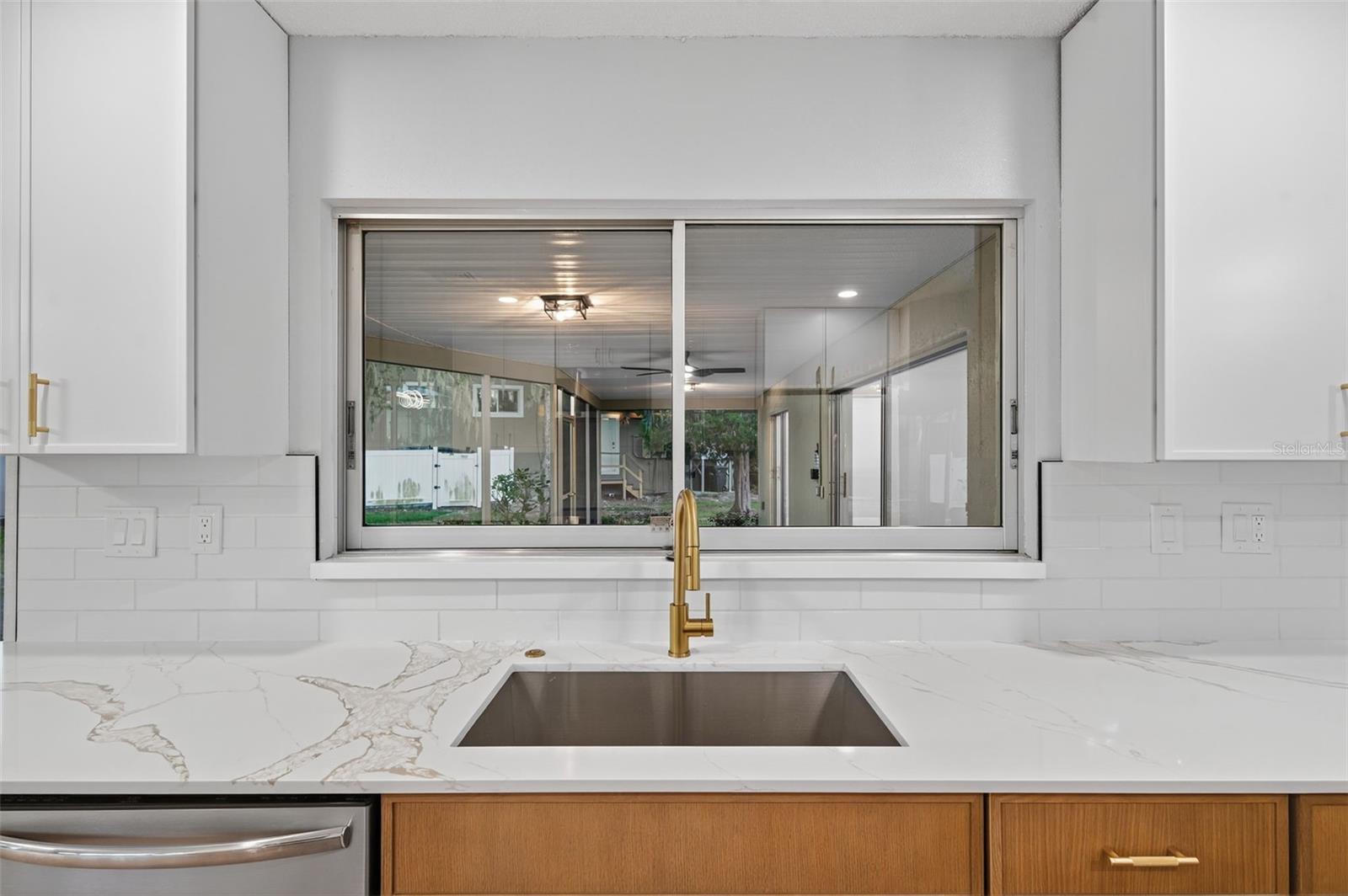 GULF HARBORS WOODLANDS - Residential