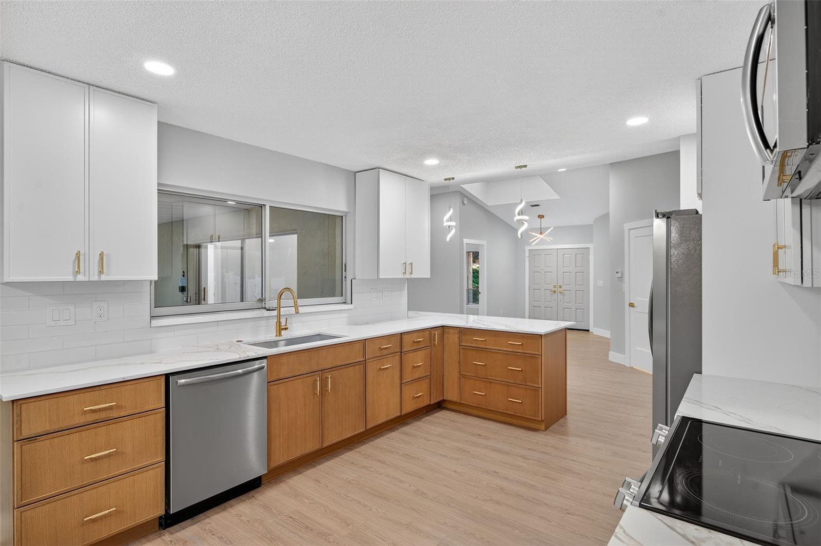 GULF HARBORS WOODLANDS - Residential