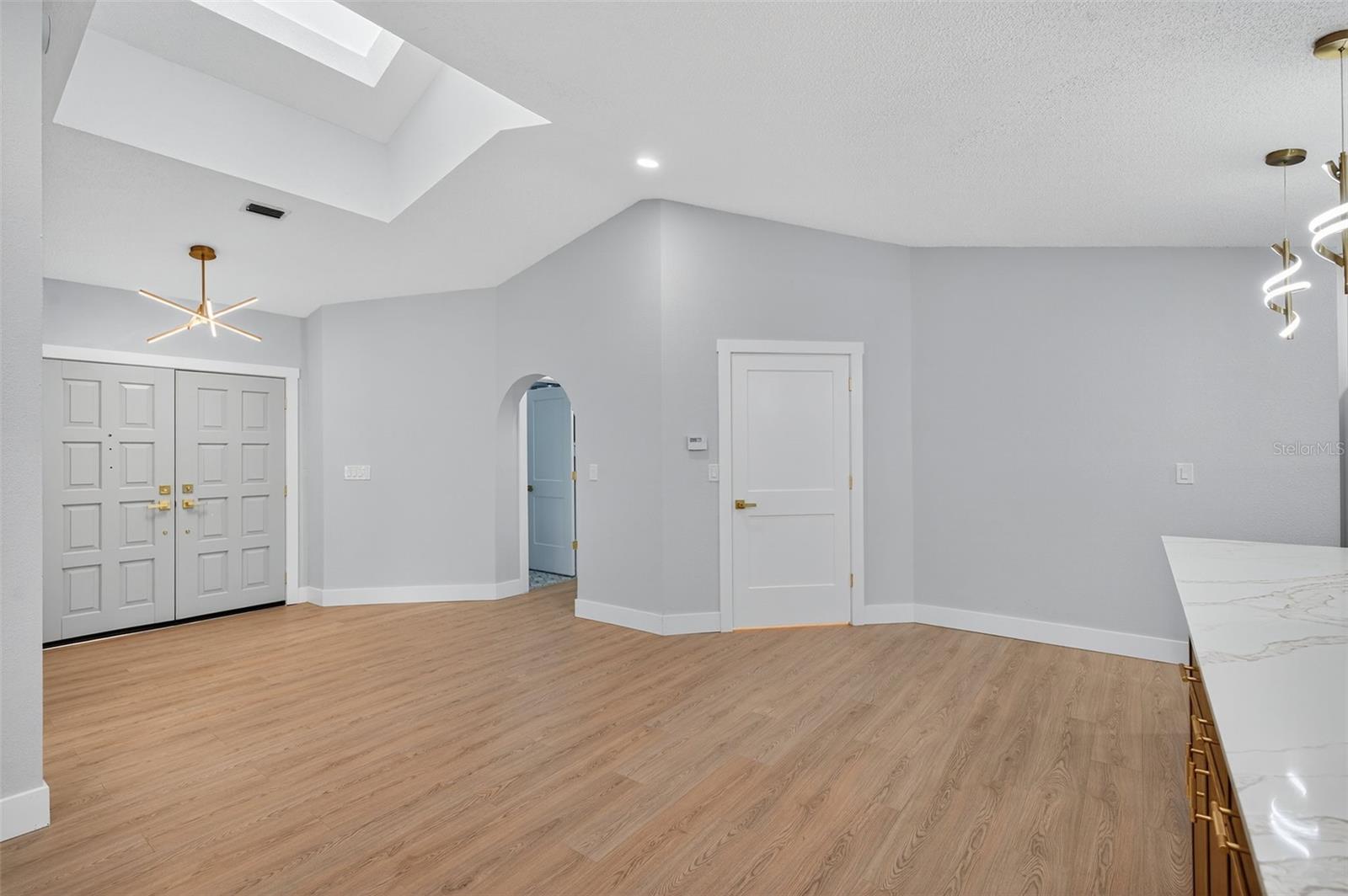 GULF HARBORS WOODLANDS - Residential