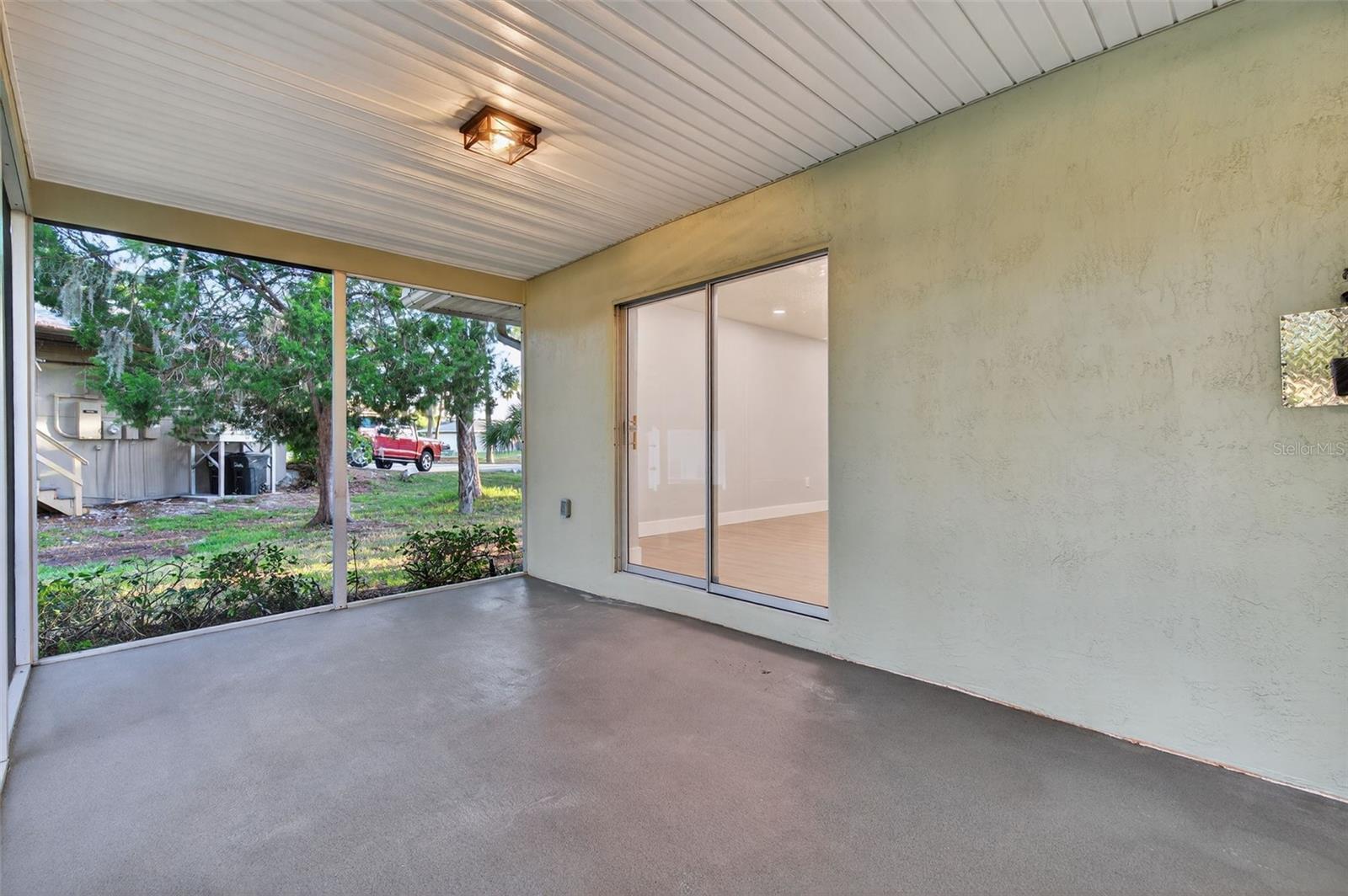 GULF HARBORS WOODLANDS - Residential