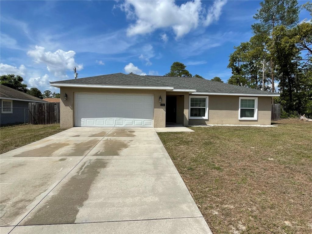 Photo of 3711 SW 131st Place Road, Ocala, FL 34473 (MLS # OM723903)