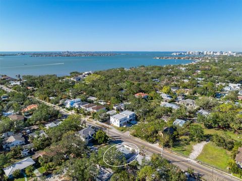 A home in SARASOTA