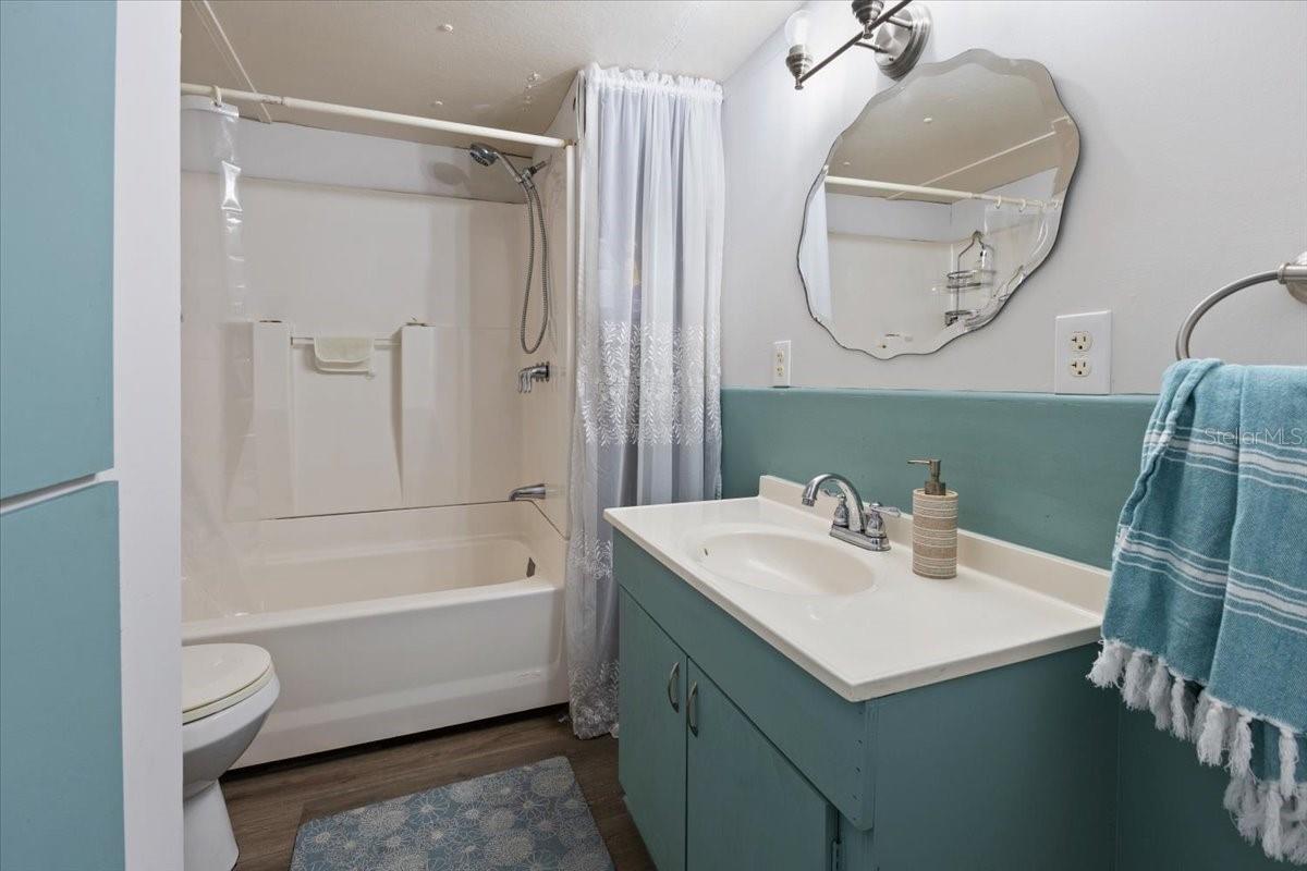 GROVE CITY - Residential Lease