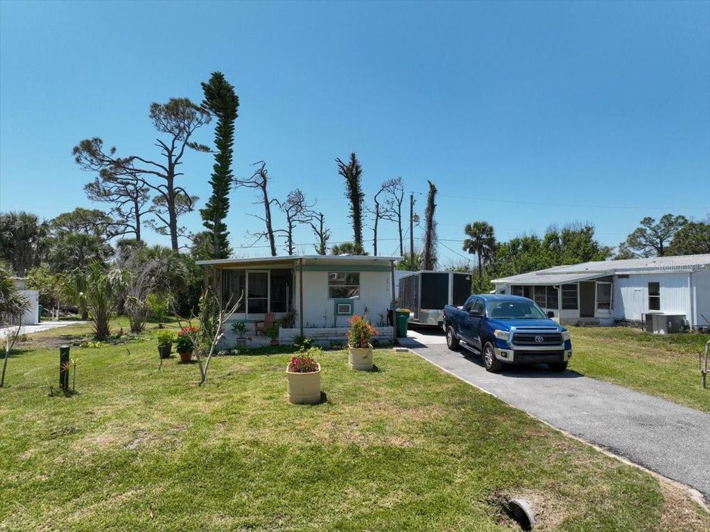 Photo of 2906 Waterside Drive, Englewood, FL 34224 (MLS # D6143768)