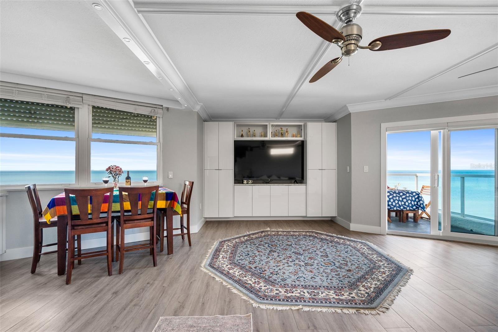 PRIVATEER NORTH - Residential Lease