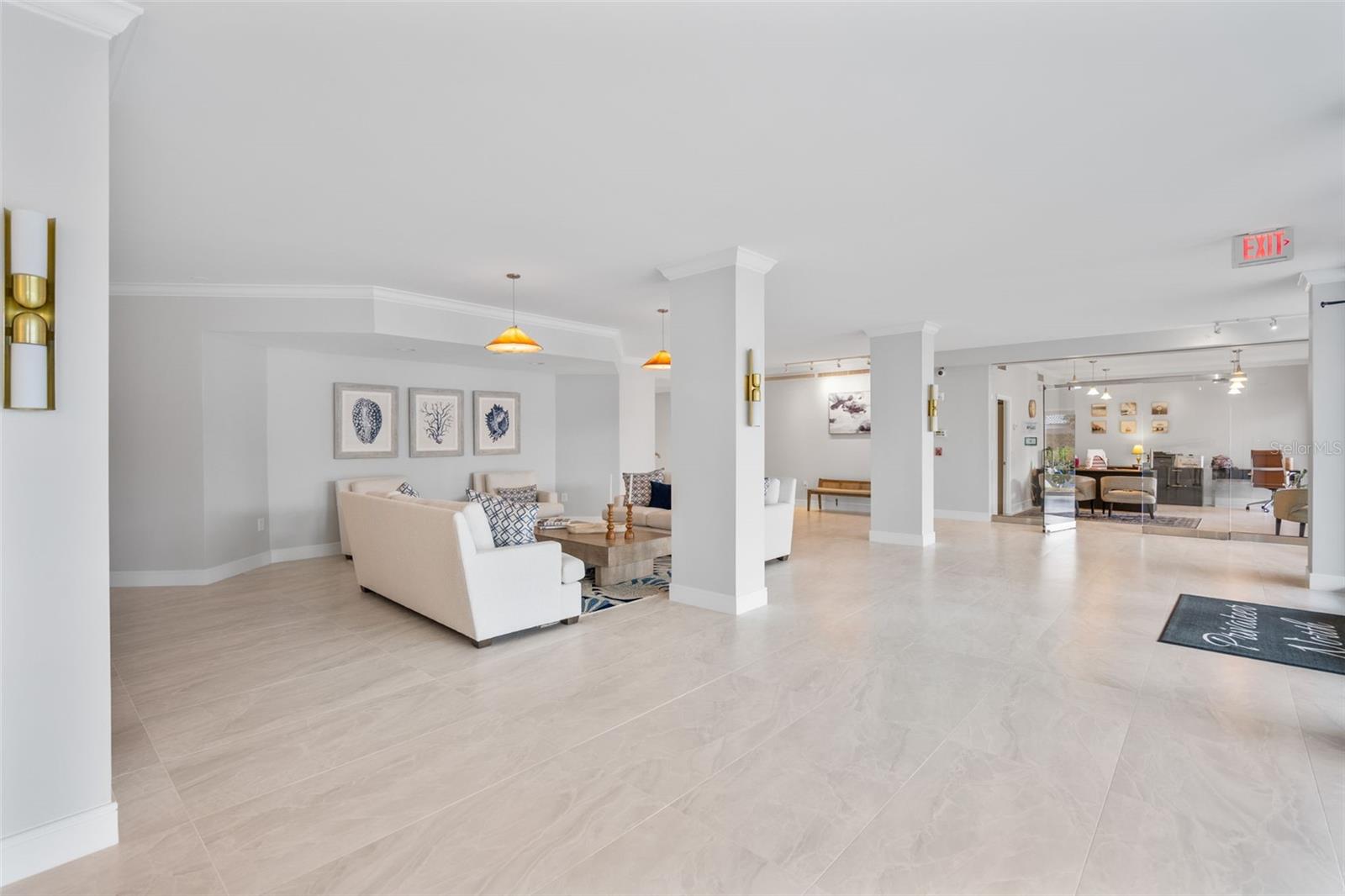 PRIVATEER NORTH - Residential Lease