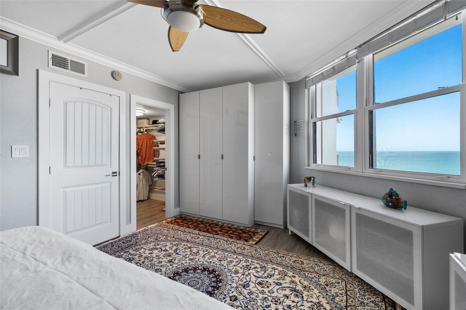 PRIVATEER NORTH - Residential Lease