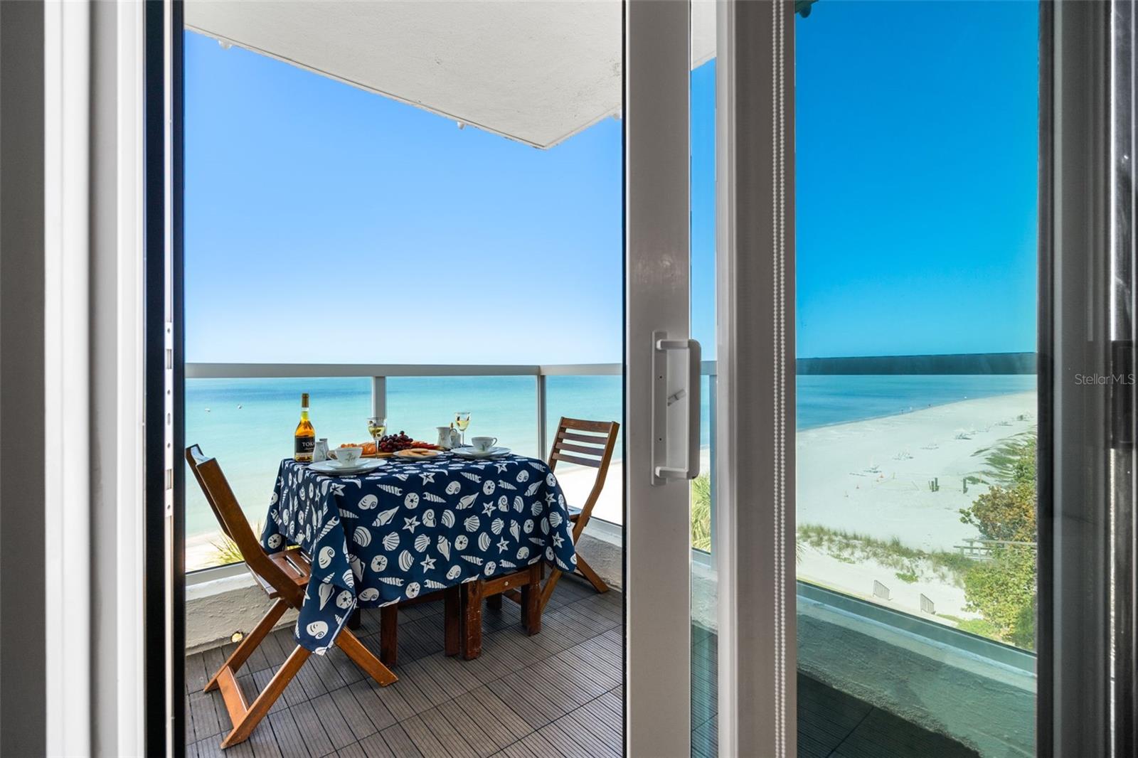 PRIVATEER NORTH - Residential Lease