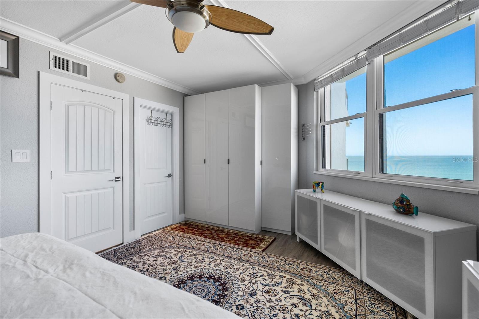 PRIVATEER NORTH - Residential Lease