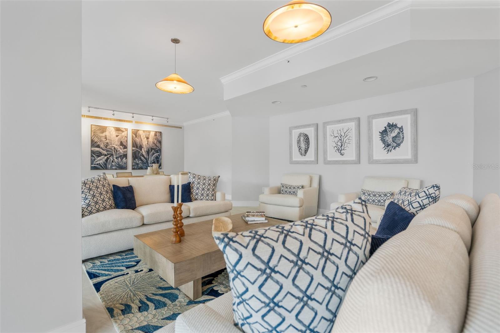 PRIVATEER NORTH - Residential Lease