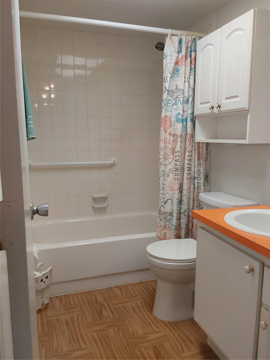 WHITE HART CONDO - Residential