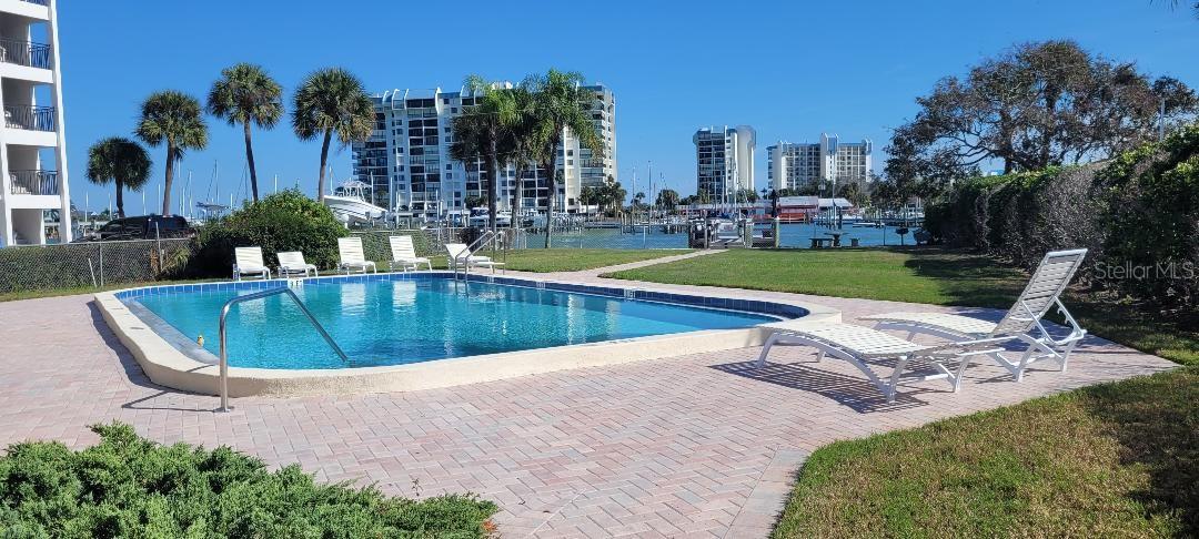 WHITE HART CONDO - Residential