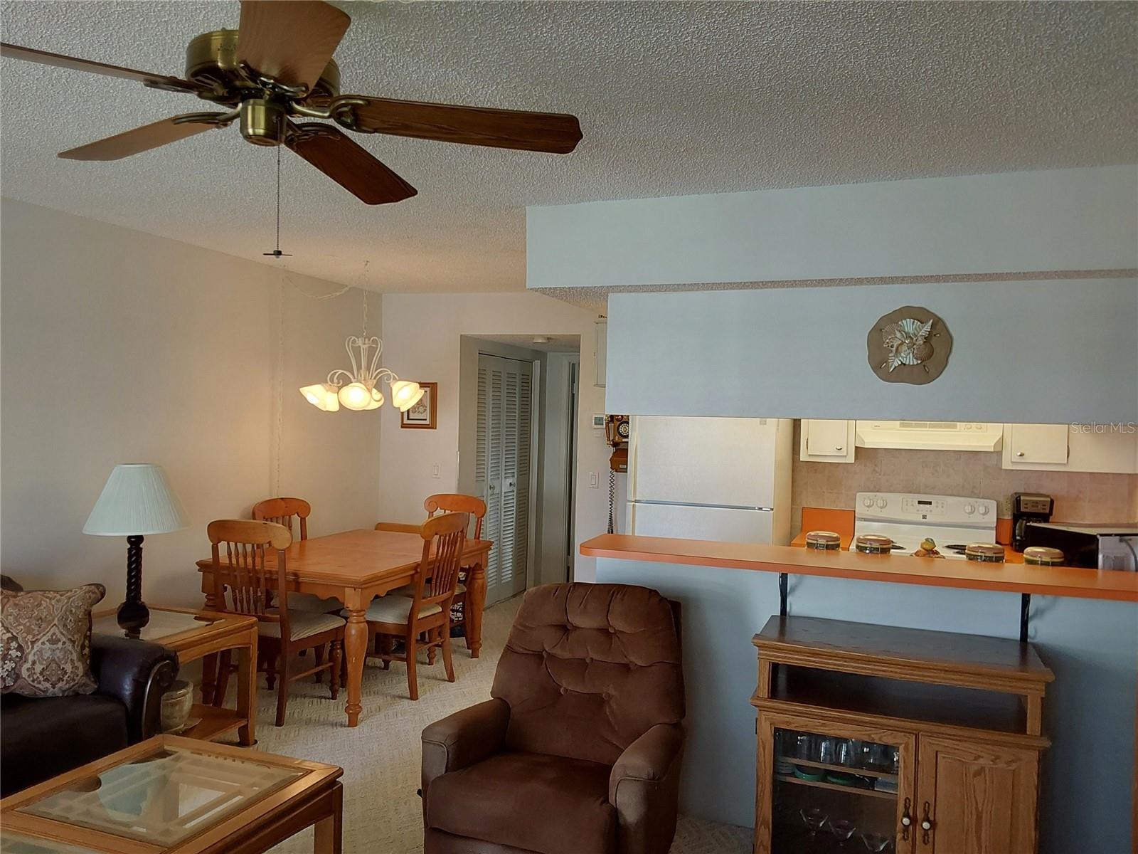 WHITE HART CONDO - Residential