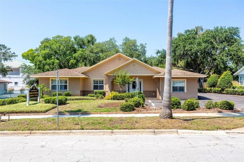 Photo of 310 Wildwood Way, Belleair, FL 33756 (MLS # TB8533436)