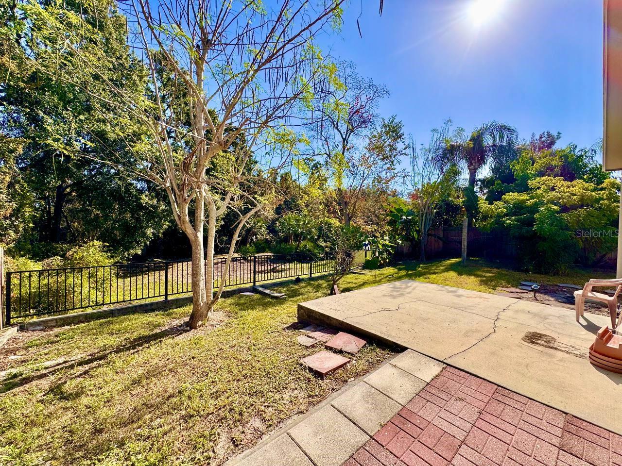 WEST BAY PH III - Residential Lease