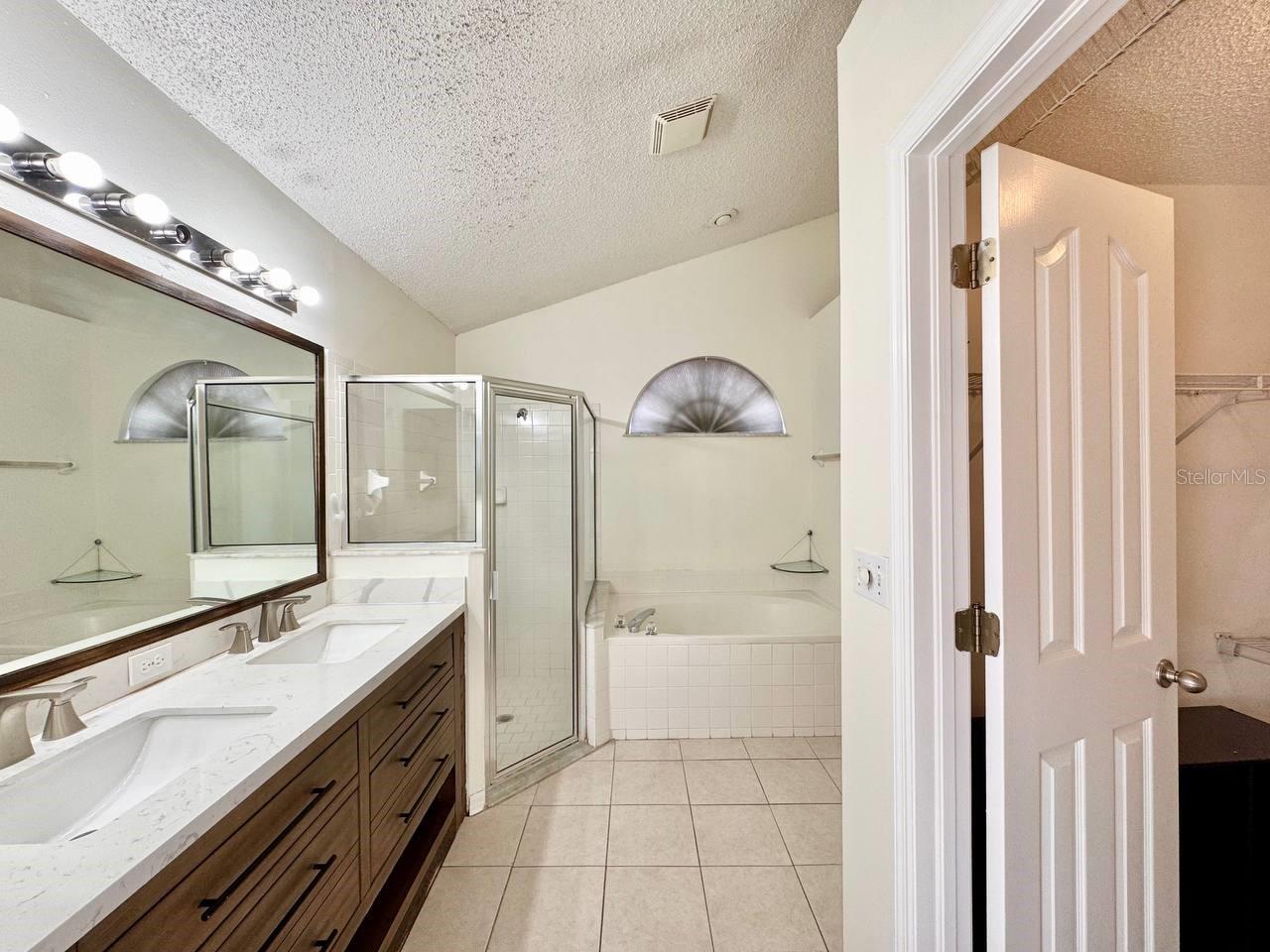 WEST BAY PH III - Residential Lease