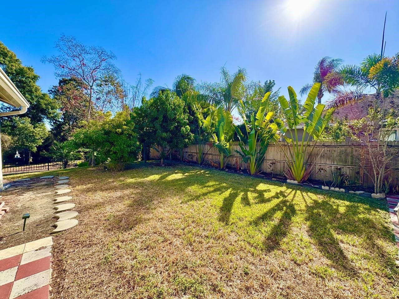 WEST BAY PH III - Residential Lease