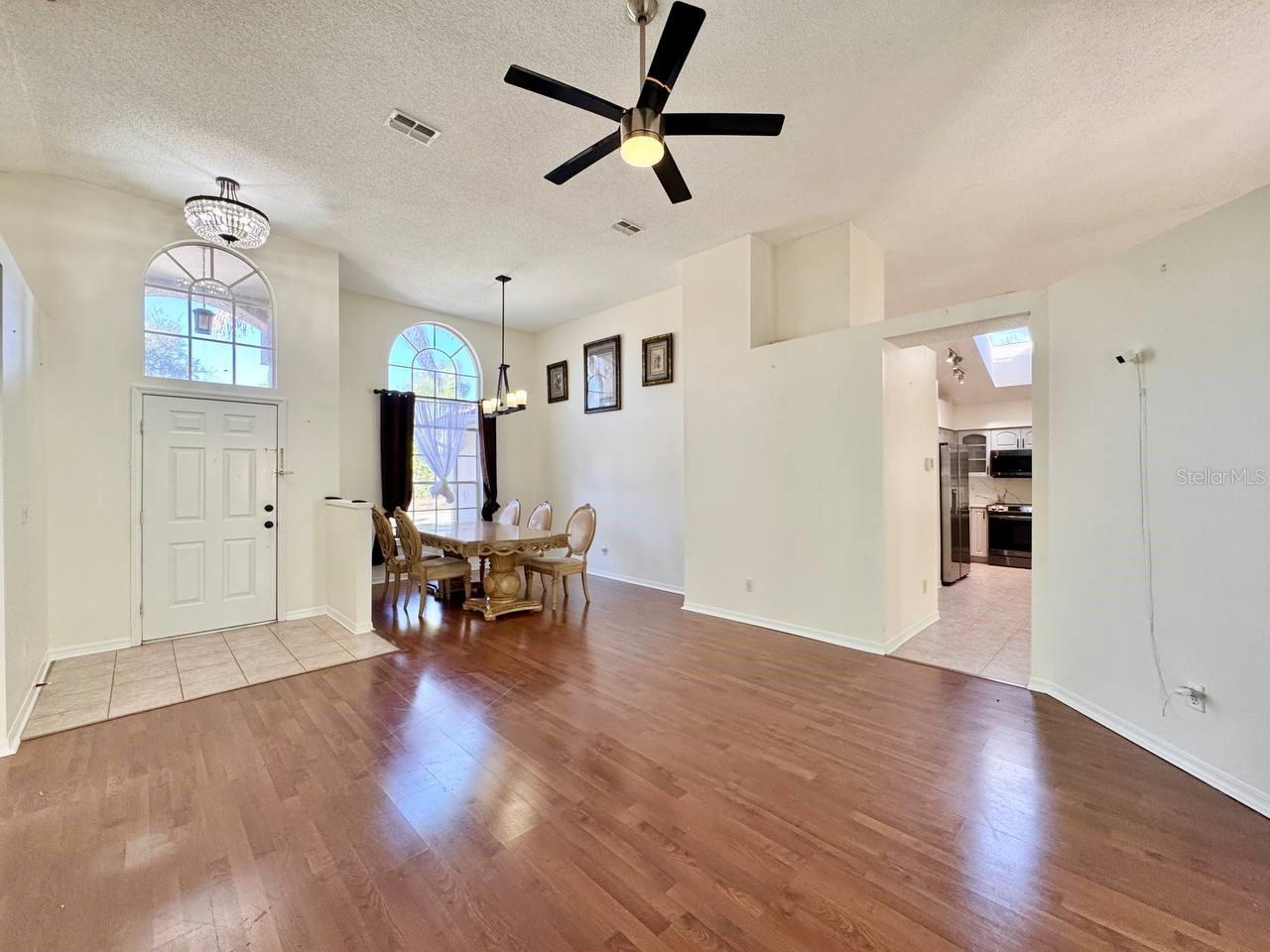 WEST BAY PH III - Residential Lease