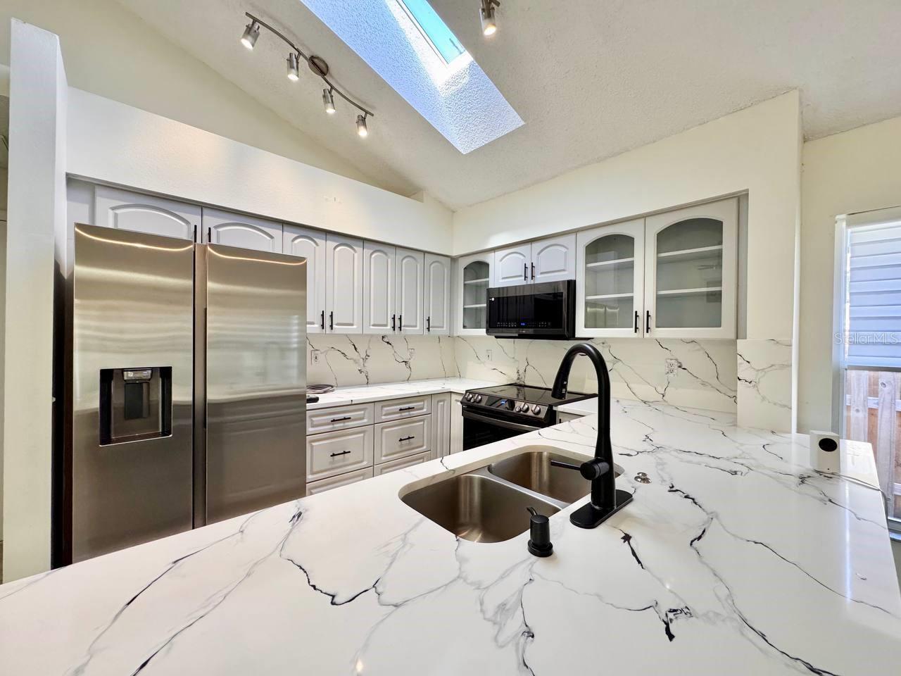 WEST BAY PH III - Residential Lease