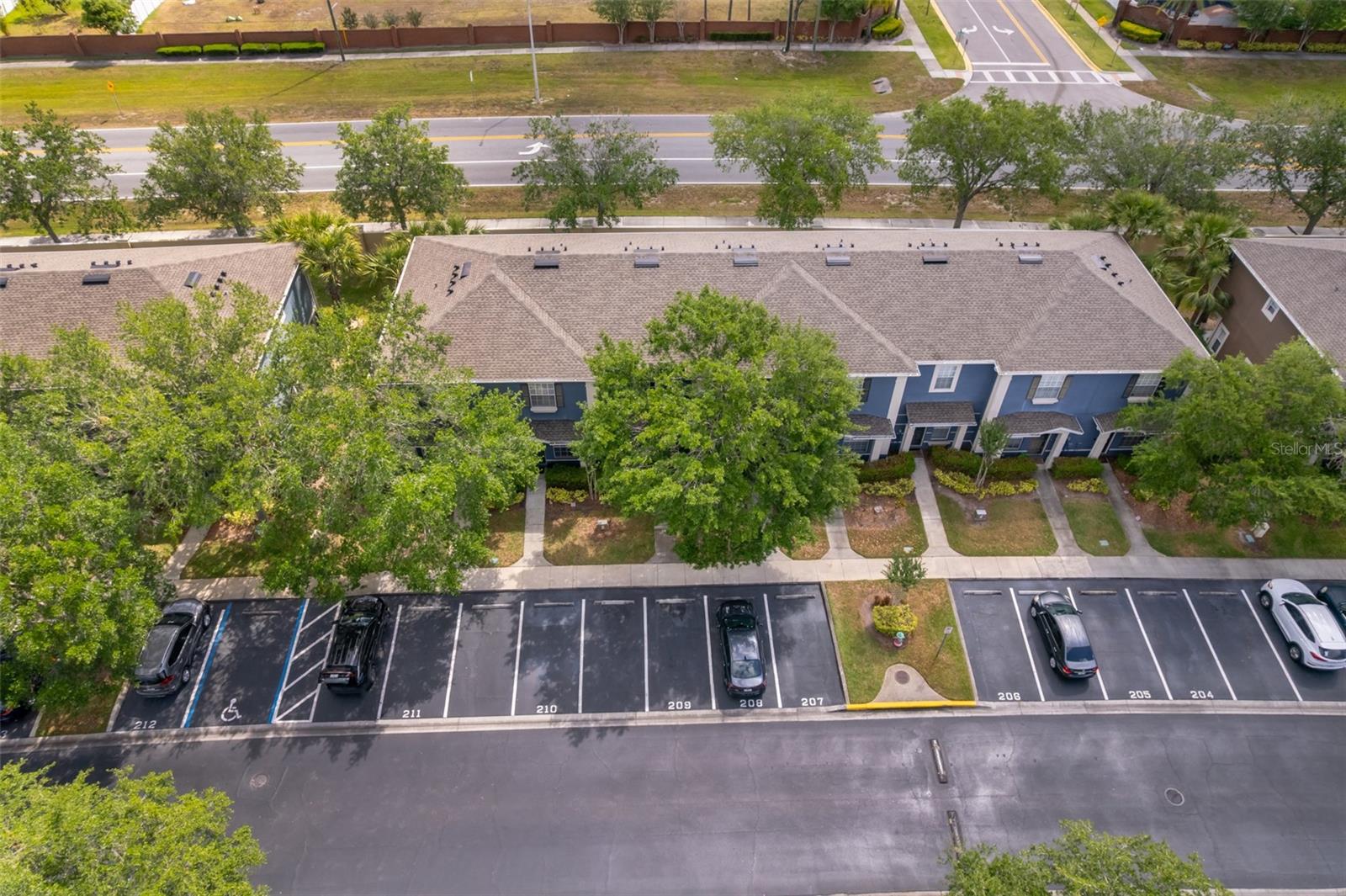 VICTORIA PINES CONDO PHS 19, 20 AND 21 - Residential Lease